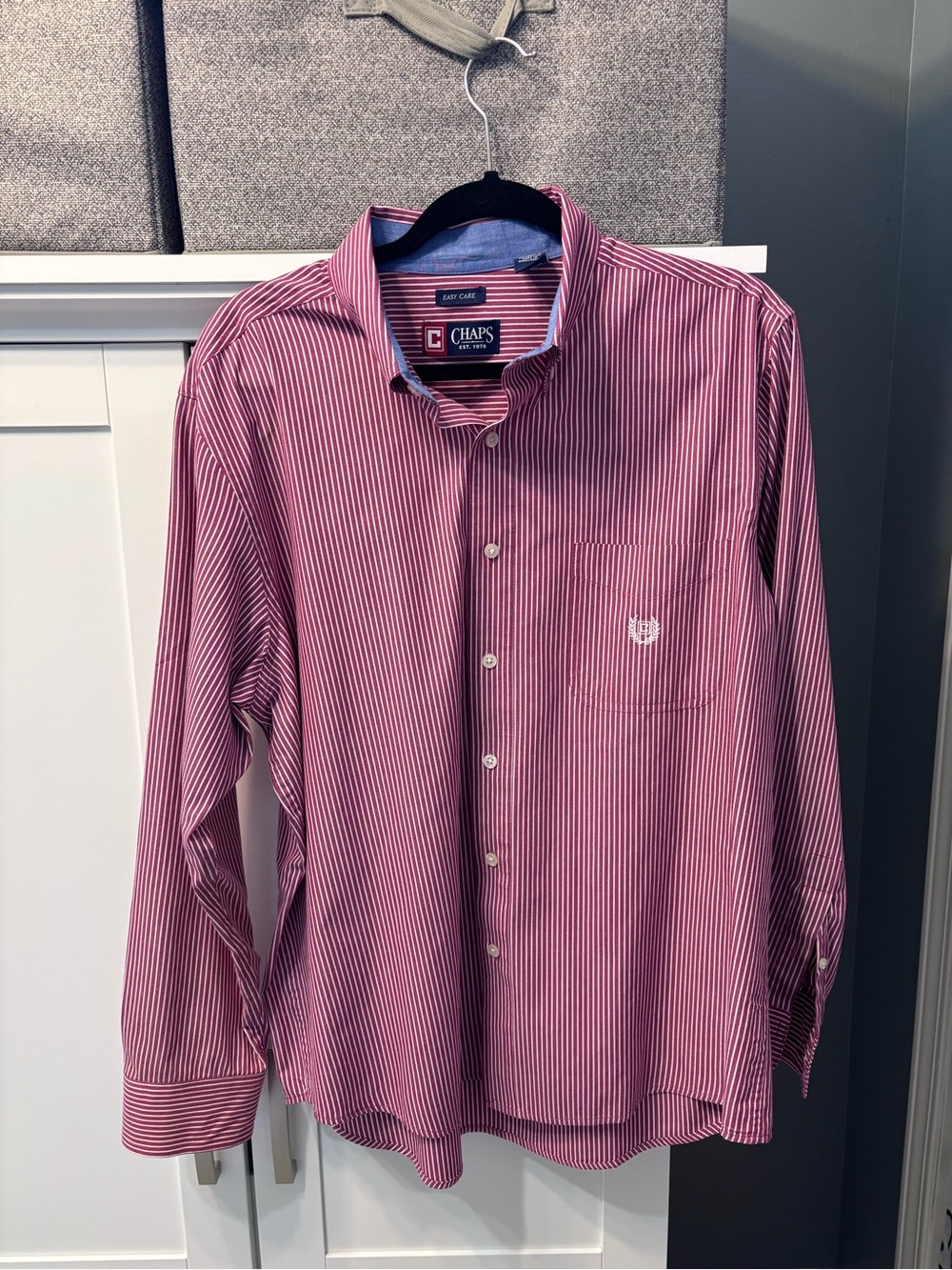 Chaps by Ralph Lauren Men's Red and White Striped Button-Down Shirt Size L EUC